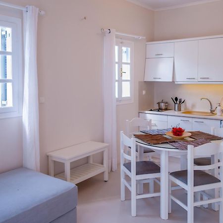 Milos Bay Suites アダマス 部屋 写真