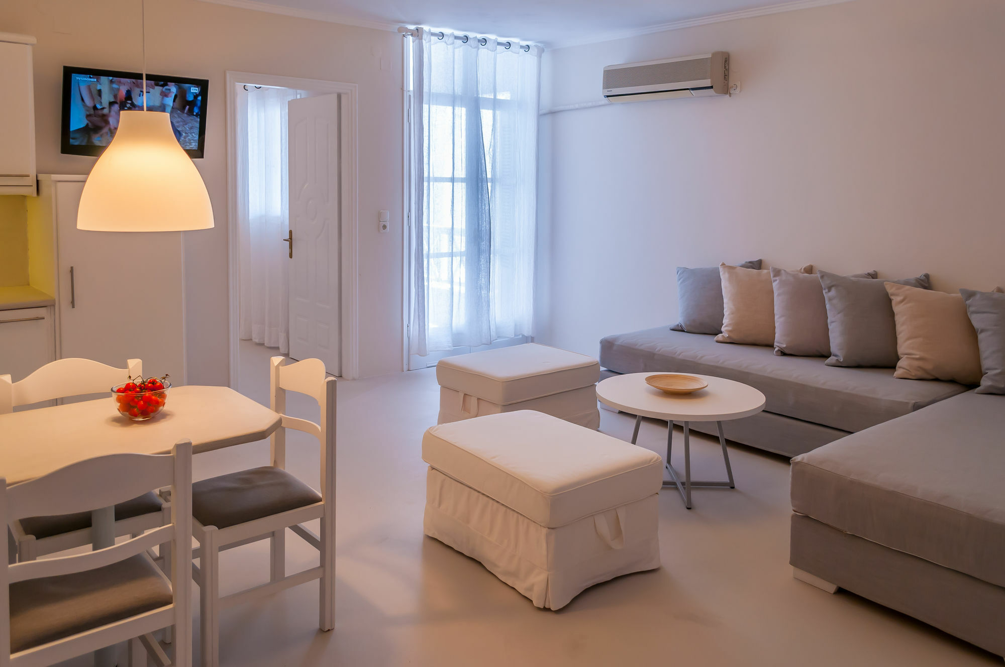 Milos Bay Suites アダマス エクステリア 写真